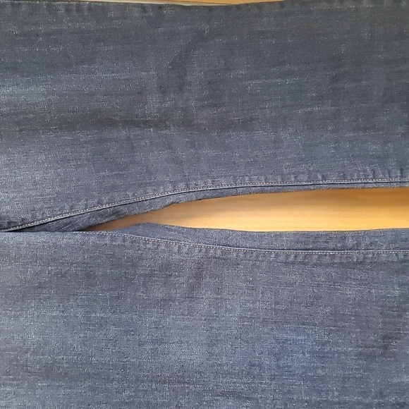 Levi's bold curve women's jean size 12/31  Great used condition Classic boot cut - Picture 3 of 9